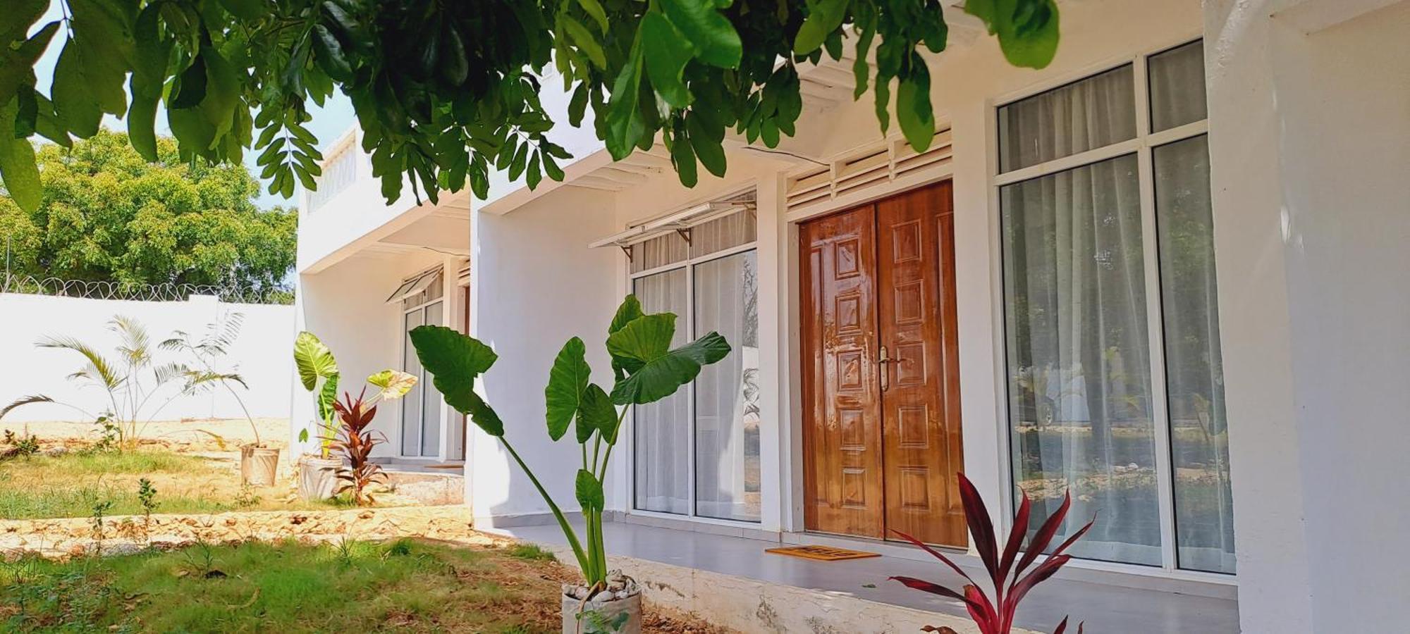 Cave Diani Holiday Apartments Diani Beach Exterior photo